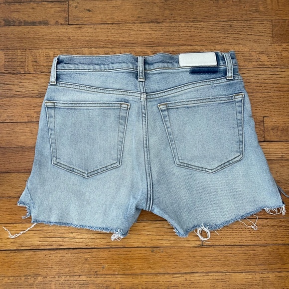 RE/DONE Originals The Short Button Fly Cut Off Denim Shorts in Dirty Destroy 27 - Picture 3 of 10